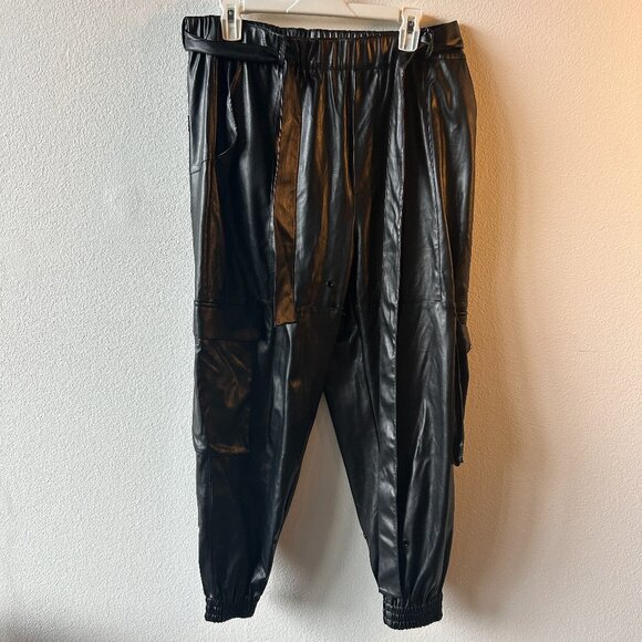 Orttu Vegan Leather Cargo Pants Size Large - Picture 1 of 9